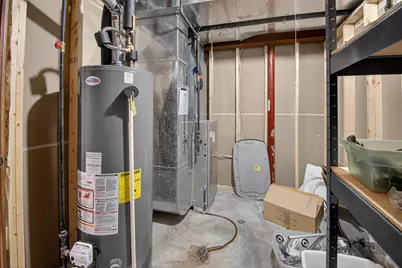 9518  Jasmine Ct, Sturtevant, WI 53177 - Photo 39