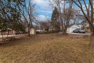 916 Arcadian Ave, Waukesha, WI 53186 - Photo 35