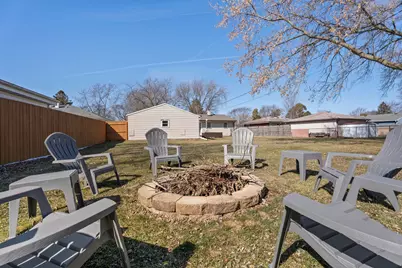 2721  Arrowhead St, Racine, WI 53402 - Photo 35