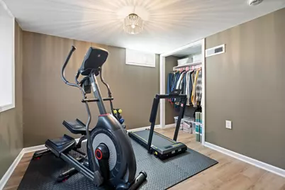 2721  Arrowhead St, Racine, WI 53402 - Photo 31