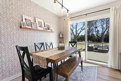 2721  Arrowhead St, Racine, WI 53402 - Photo 15