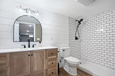 2721  Arrowhead St, Racine, WI 53402 - Photo 33