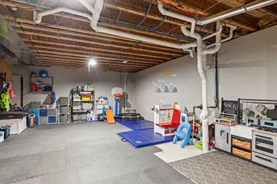 2307 S 21st St, Manitowoc, WI 54220 - Photo 25