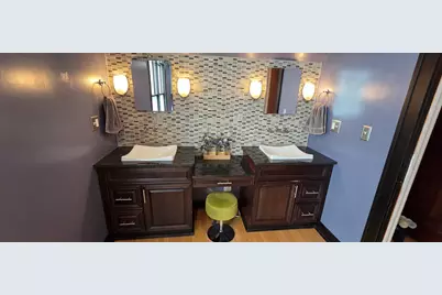 9120 S Chicago Ct, Oak Creek, WI 53154 - Photo 45