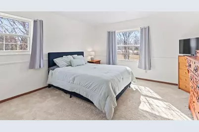 650  Dundee Ln, Hartland, WI 53029 - Photo 15