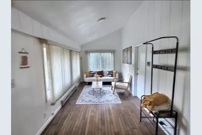 223 W Mequon Rd, Mequon, WI 53092 - Photo 11