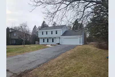 2608 W Hyacinth Ct, Mequon, WI 53092 - Photo 25