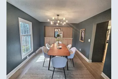 2608 W Hyacinth Ct, Mequon, WI 53092 - Photo 3