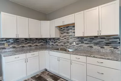 407  Avon St, La Crosse, WI 54603 - Photo 11