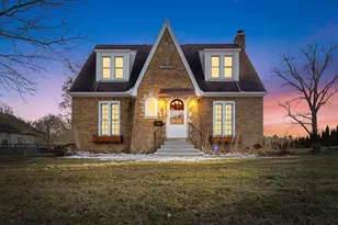 715 E College Ave, Waukesha, WI 53186 - Photo 1