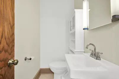 715 E College Ave, Waukesha, WI 53188 - Photo 9