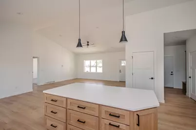 1361  Annapolis Dr, Holmen, WI 54636 - Photo 11