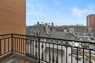 1920 N Farwell Ave, Milwaukee, WI 53202 - Photo 11