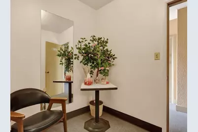 4427-4429 W Fond Du Lac Ave, Milwaukee, WI 53216 - Photo 5