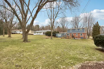 1341 E Roberta Ave, Waukesha, WI 53186 - Photo 49