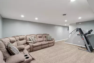 1341 E Roberta Ave, Waukesha, WI 53186 - Photo 35