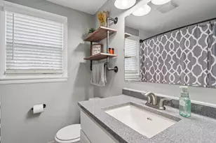 1341 E Roberta Ave, Waukesha, WI 53186 - Photo 39