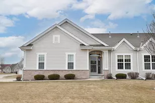 3905 S Five Iron Ct, New Berlin, WI 53151 - Photo 1