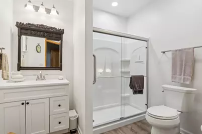 N28W6646  Alyce St, Cedarburg, WI 53012 - Photo 17