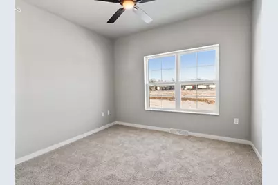 1675  Reigle Dr Unit #2, Kewaskum, WI 53040 - Photo 15