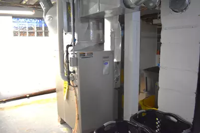 452 E Bolivar Ave, Milwaukee, WI 53207 - Photo 25