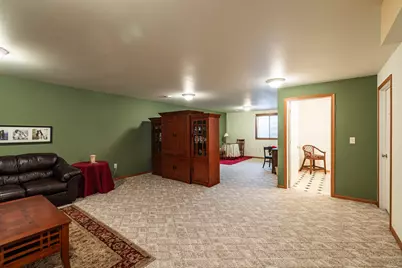 1218  Harvest Cir, Holmen, WI 54636 - Photo 15