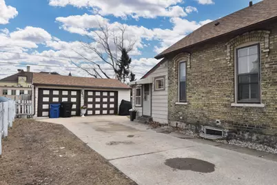 1431  Erie St, Racine, WI 53402 - Photo 25