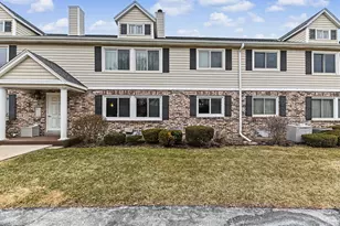 1124 Pilgrim Pkwy, Elm Grove, WI 53122 - Photo 1