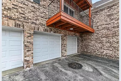 1124  Pilgrim Pkwy, Elm Grove, WI 53122 - Photo 27