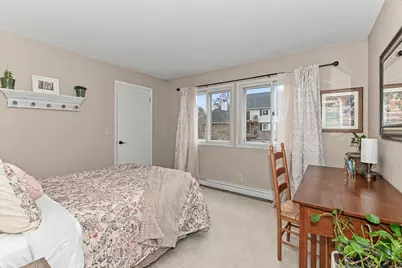 1124  Pilgrim Pkwy, Elm Grove, WI 53122 - Photo 19