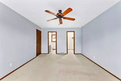 W158N10768  Catskill Ln, Germantown, WI 53022 - Photo 23