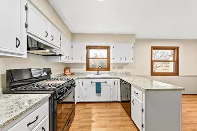 W158N10768  Catskill Ln, Germantown, WI 53022 - Photo 15