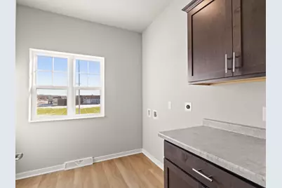 1675  Reigle Dr Unit #6, Kewaskum, WI 53040 - Photo 15