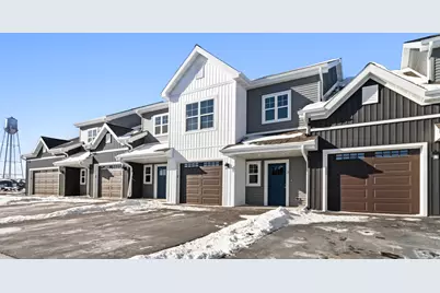 1675  Reigle Dr Unit #1, Kewaskum, WI 53040 - Photo 3