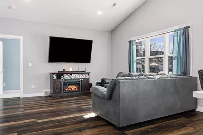 20153  Hammer Ave, Galesville, WI 54630 - Photo 11