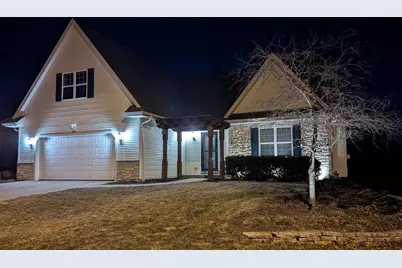 1243  Firethorn Dr, West Bend, WI 53090 - Photo 27