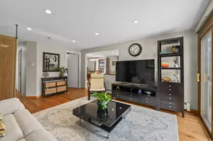 11249 N Oriole Ln, Mequon, WI 53092 - Photo 15