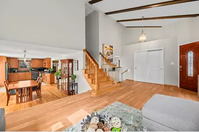 11249 N Oriole Ln, Mequon, WI 53092 - Photo 7