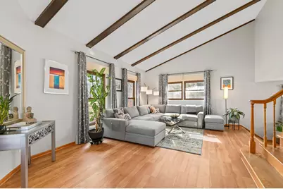 11249 N Oriole Ln, Mequon, WI 53092 - Photo 5