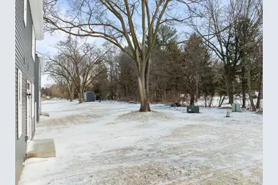 1591  Meadowview Ct, Whitewater, WI 53190 - Photo 5