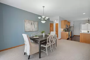 1960 Foxcroft Ln, Waukesha, WI 53189 - Photo 9