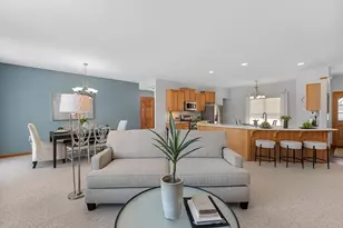 1960 Foxcroft Ln, Waukesha, WI 53189 - Photo 5