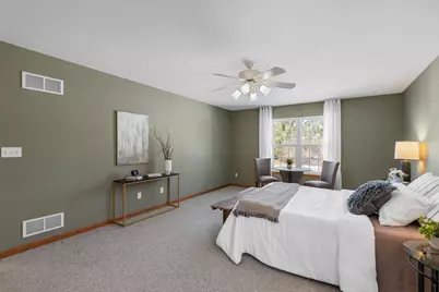 1960  Foxcroft Ln, Waukesha, WI 53189 - Photo 19