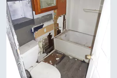 1105 W Keefe Ave #1107, Milwaukee, WI 53206 - Photo 13