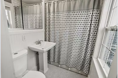 8724 W McMyron St, West Allis, WI 53214 - Photo 9