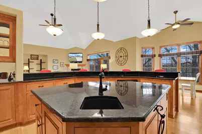 315  Prairie Song Dr, Waukesha, WI 53188 - Photo 17