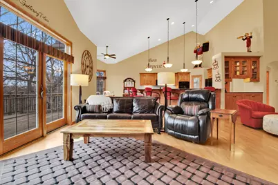 315  Prairie Song Dr, Waukesha, WI 53188 - Photo 7