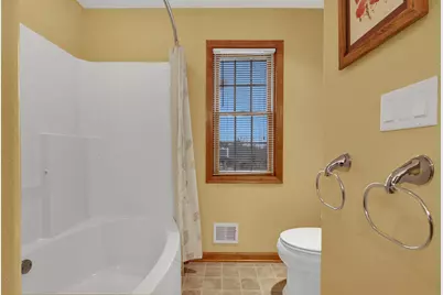 315  Prairie Song Dr, Waukesha, WI 53188 - Photo 25