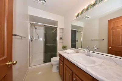 W52N139  Pioneer Ct, Cedarburg, WI 53012 - Photo 19