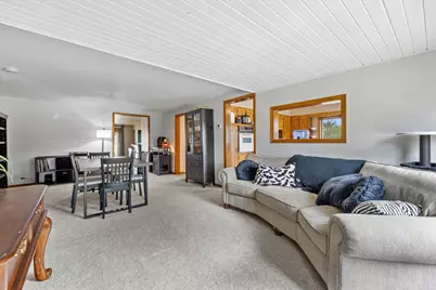 138 E Lehman St, Neosho, WI 53059 - Photo 3